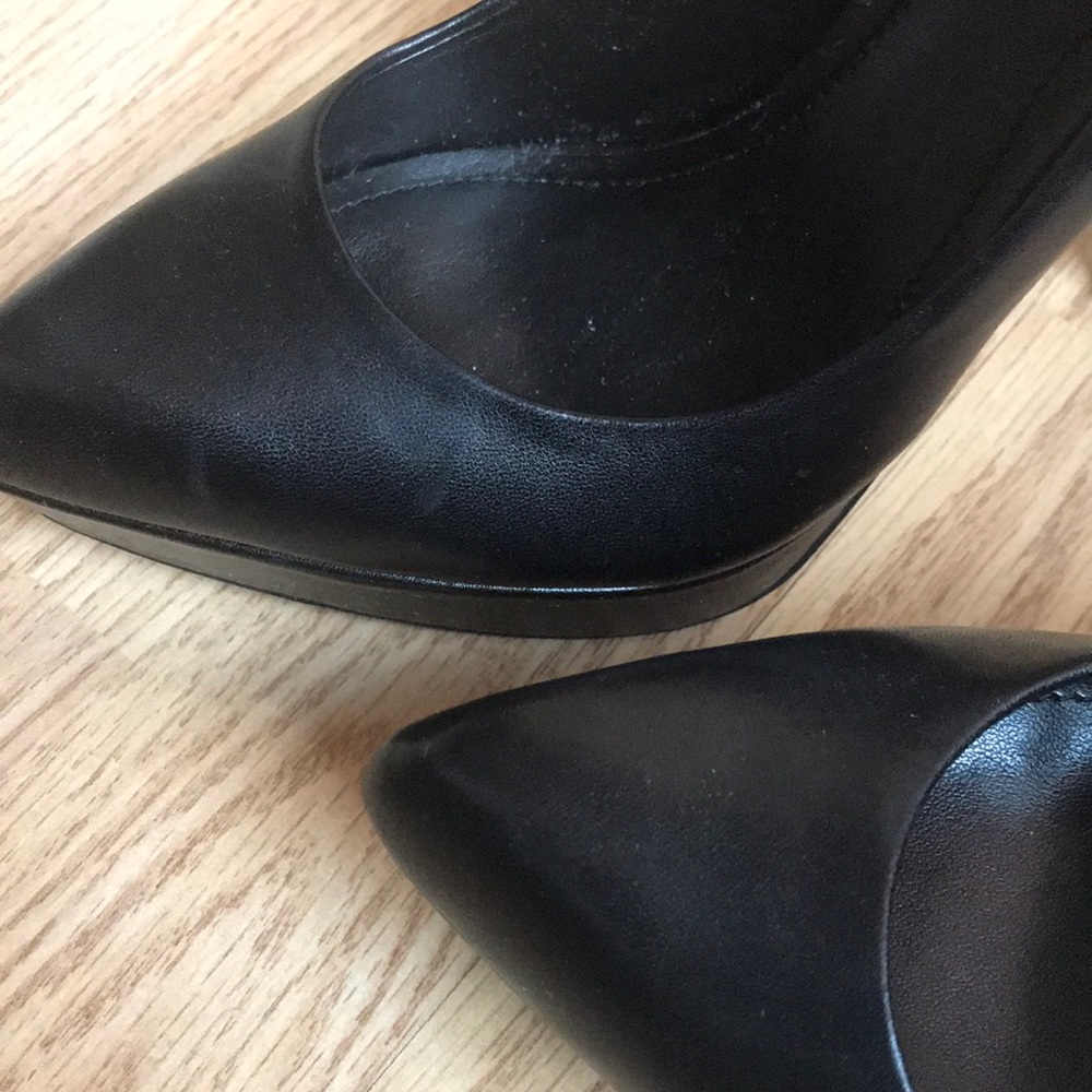 New! Bcbgeneration black platform stilettos - Picture 5 of 8